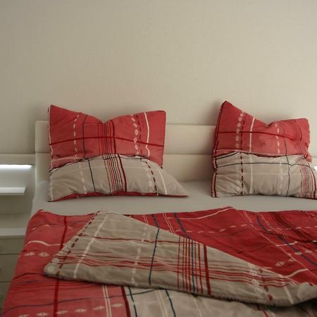 Apartmentbuymetzingen Riederich Εξωτερικό φωτογραφία